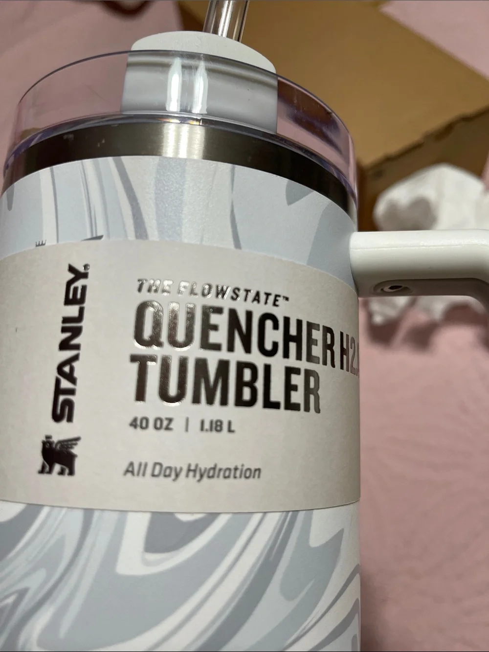 Stanley White & Light Gray Marble Quench Tumbler with Handle - Picture 4 of 5